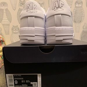 CLEAN Brand New In Box Air Force 1 Pixel